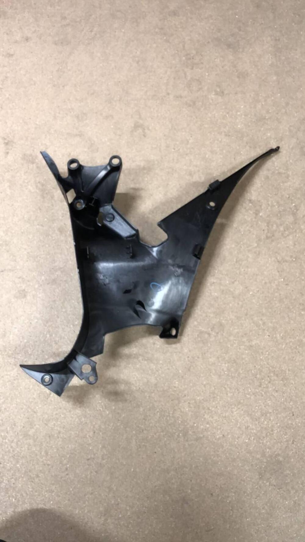 PANNELLO INTERNO DESTRO PER HONDA CBR 1000 RR-R 64 (2)