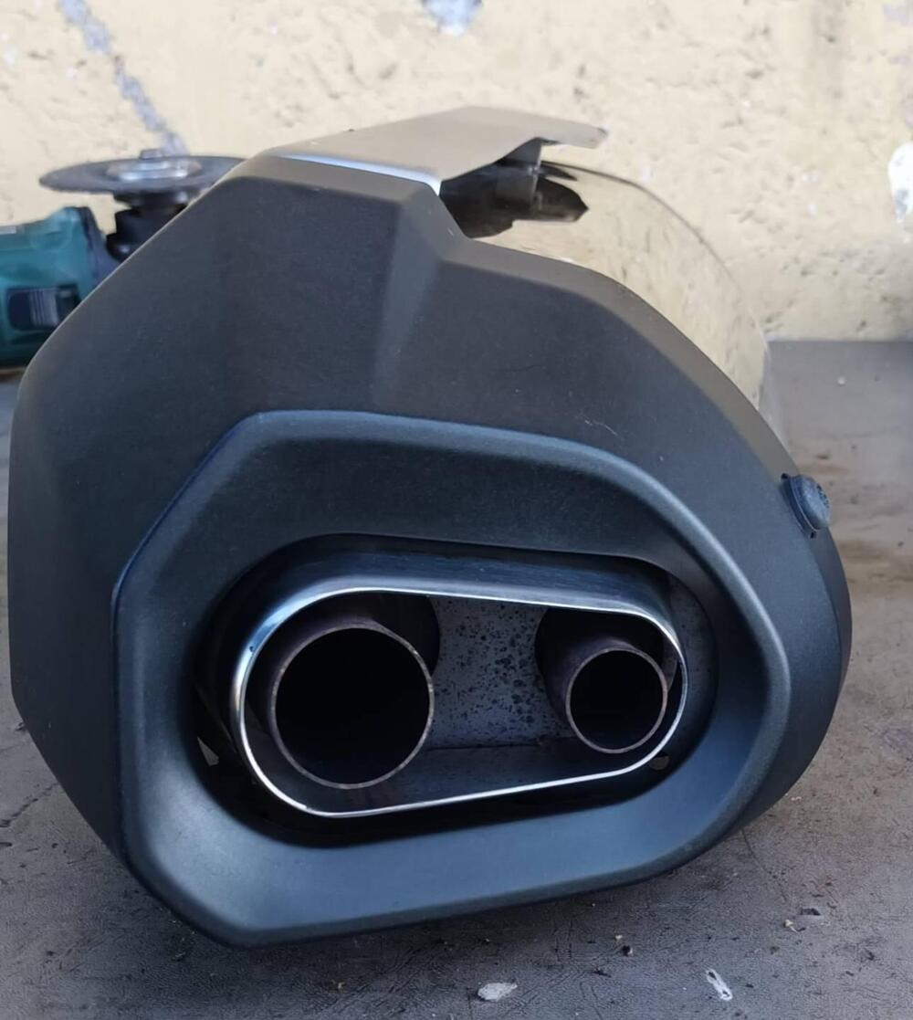 Vendo Marmitta Originale Honda AT 1000 2018 + Para (3)