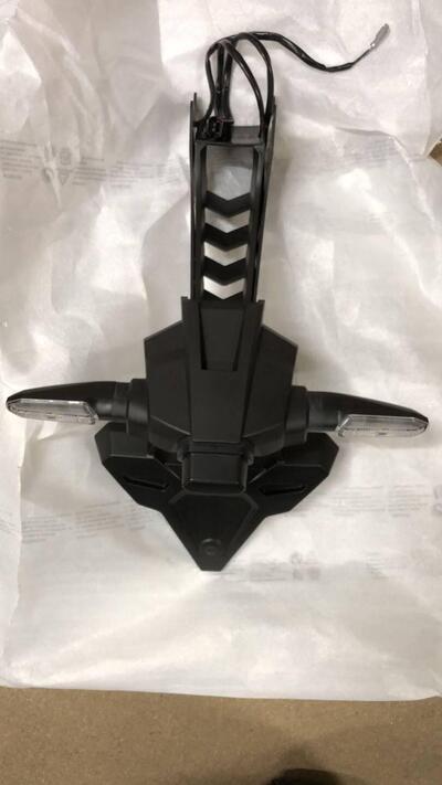 PARAFANGO POSTERIORE COMPLETO PER HONDA CBR 1000