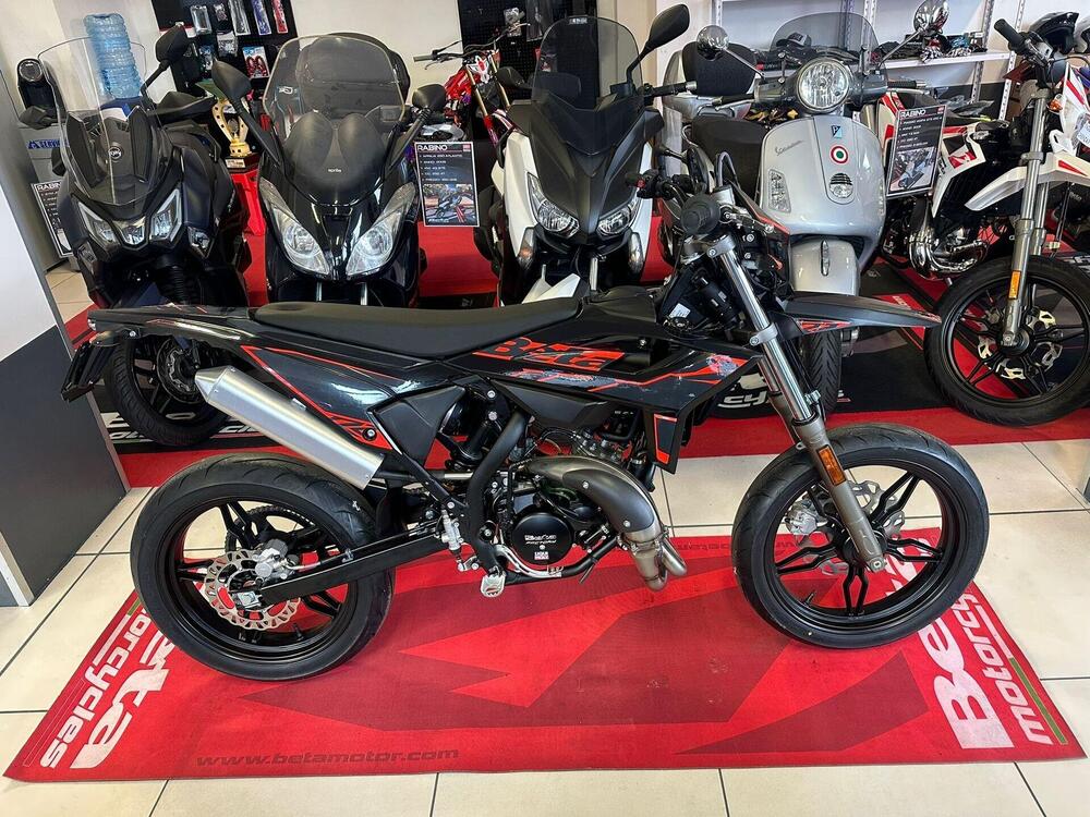 Betamotor RR 50 Motard (2021 - 26) (2)