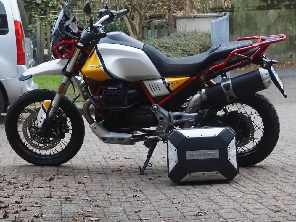 Moto Guzzi V85 TT (2019 - 20) (3)