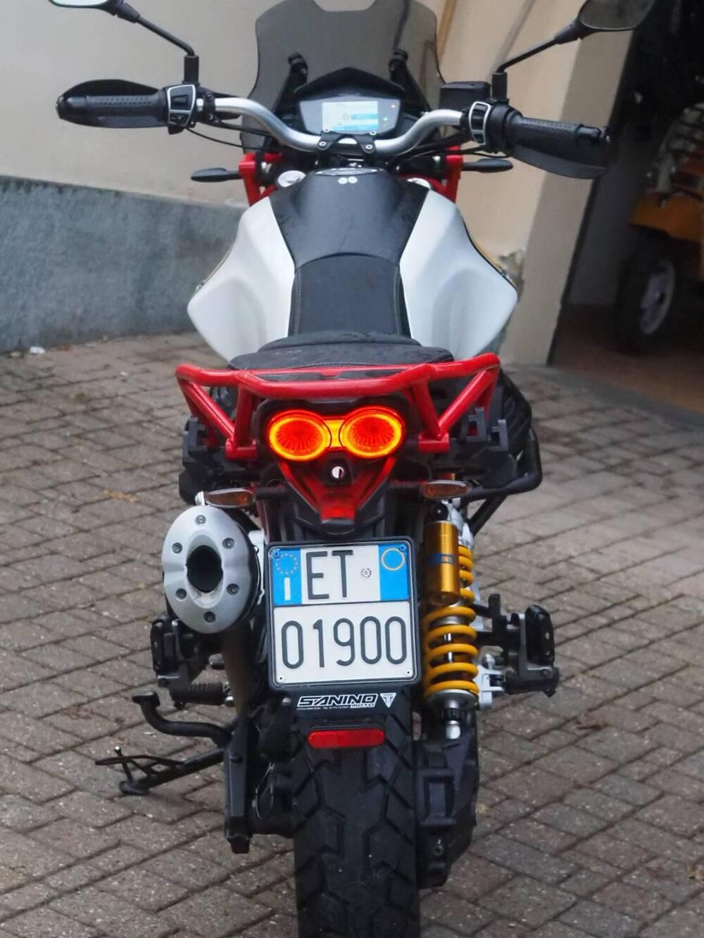 Moto Guzzi V85 TT (2019 - 20) (8)