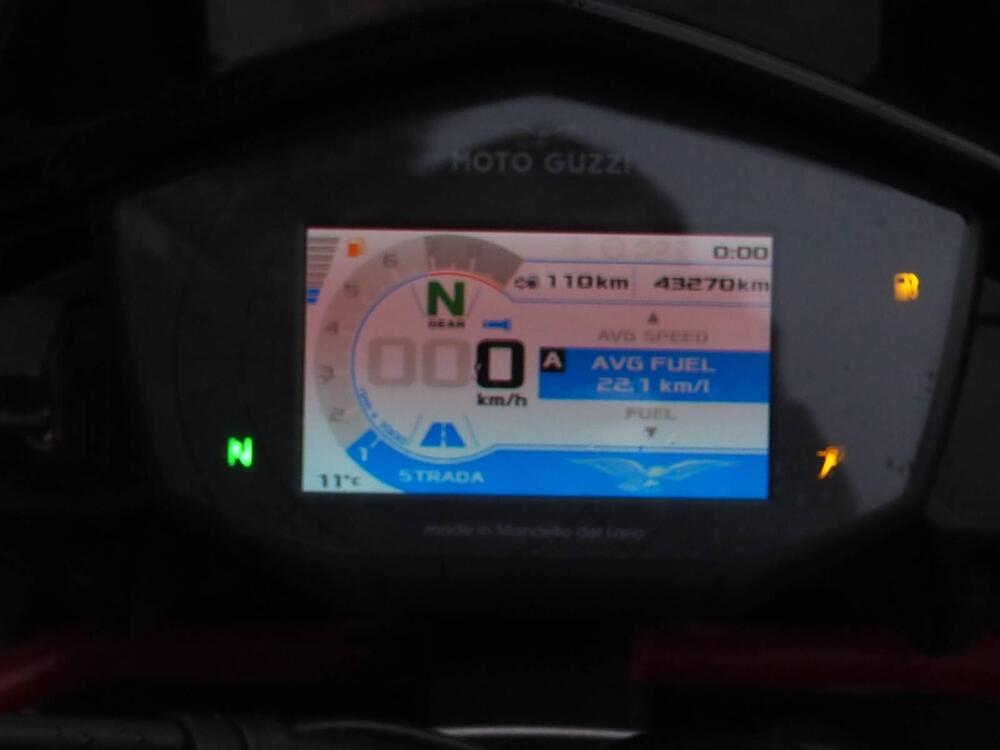 Moto Guzzi V85 TT (2019 - 20) (10)