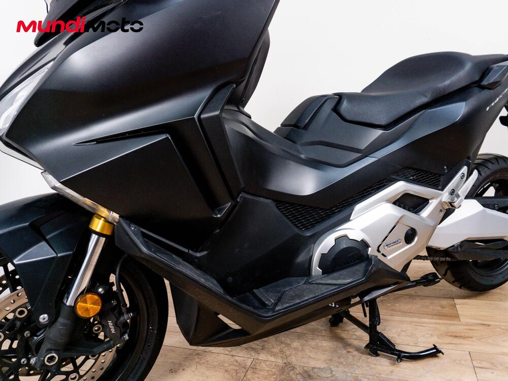 Honda Forza 750 DCT (2021 - 24) (9)