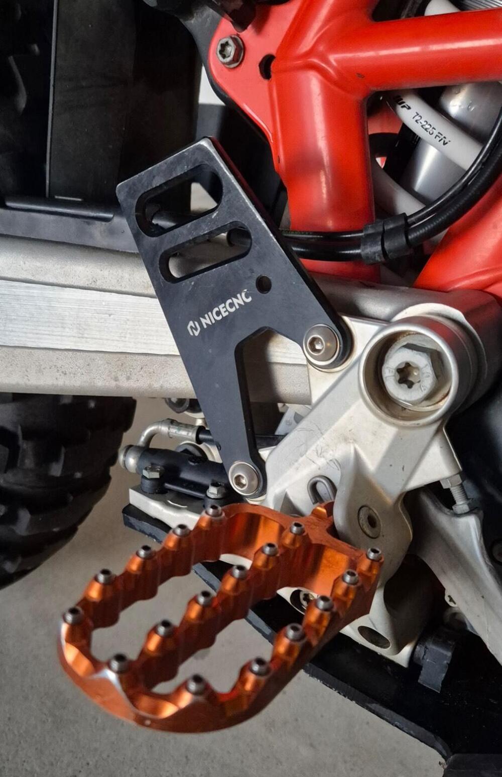 KTM 690 Enduro R (2019 - 20) (5)