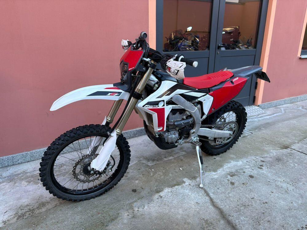 Fantic Motor XEF 250 Enduro (2022) (4)