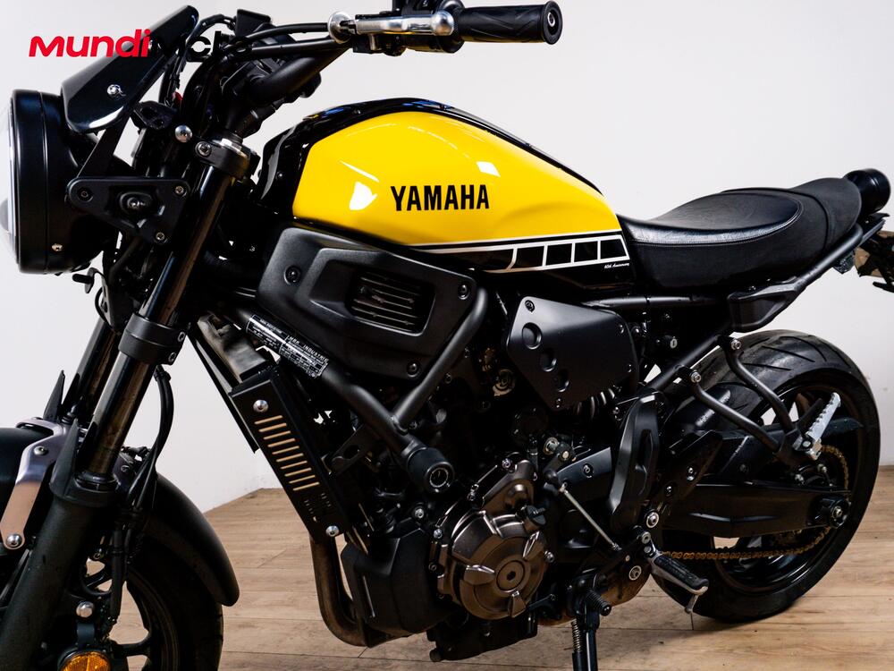 Yamaha XSR 700 (2021) (9)