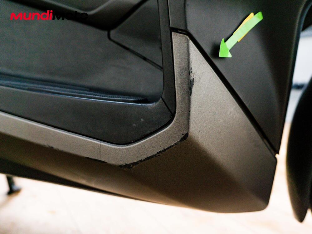 Yamaha X-Max 400 Iron Max ABS (2016) (21)