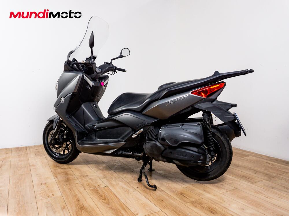Yamaha X-Max 400 Iron Max ABS (2016) (7)