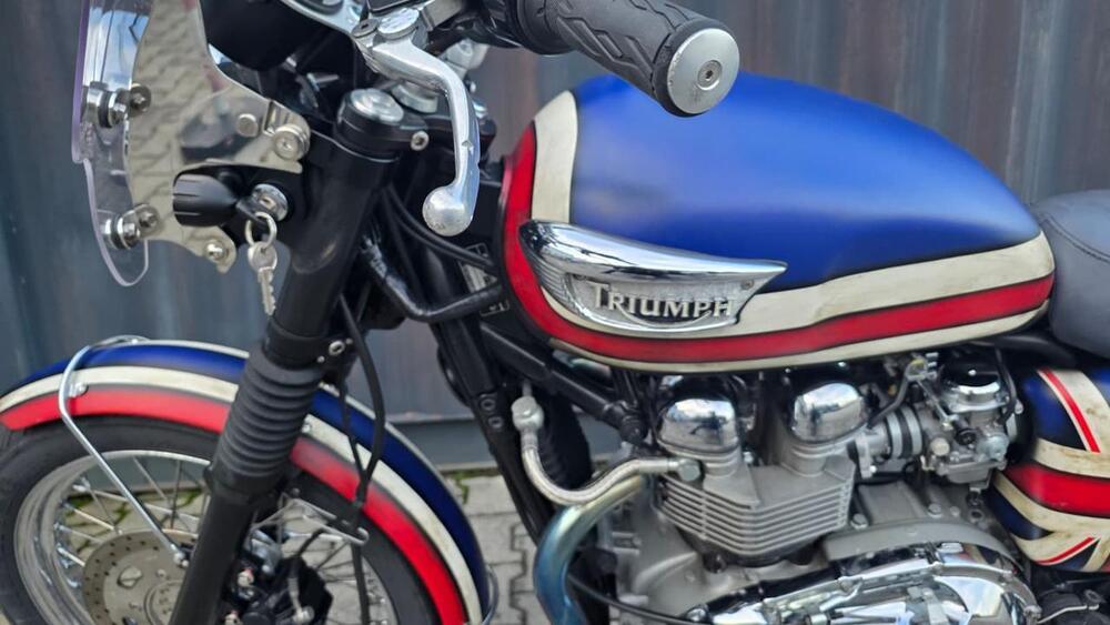 Triumph Bonneville T100 (2001 - 07) (11)