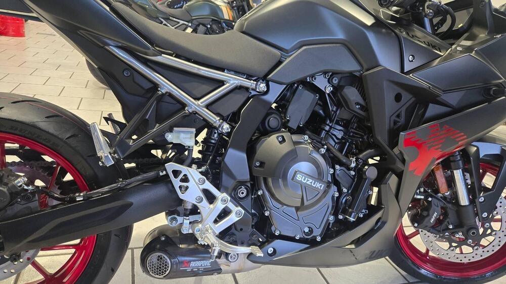 Suzuki GSX-8R EVO (2025 - 26) (4)