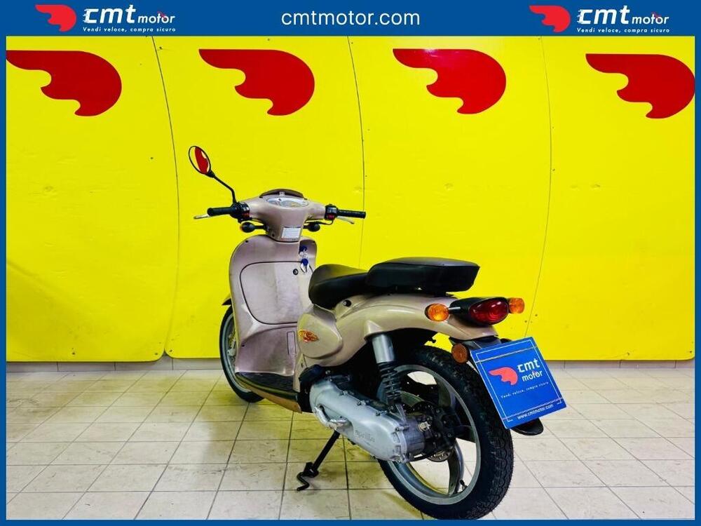 Aprilia Scarabeo 50 (2000 - 02) (4)
