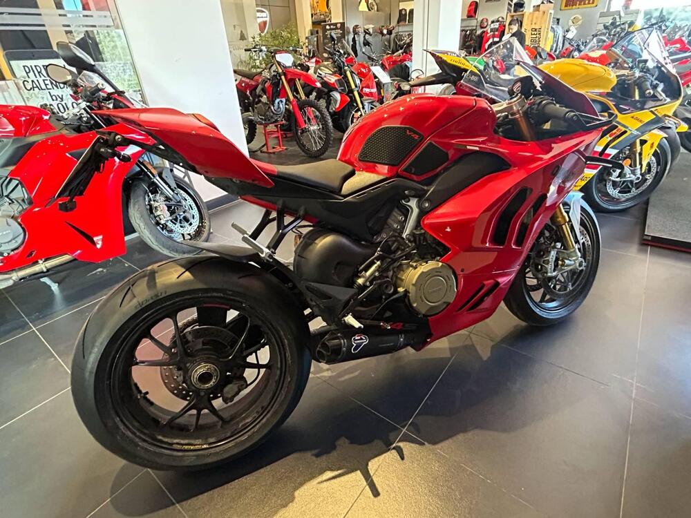 Ducati Panigale V4 S (2022 - 24) (10)