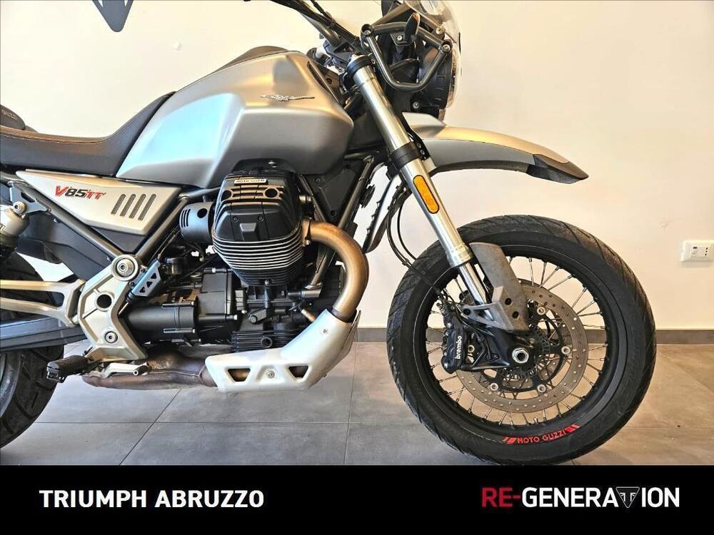 Moto Guzzi V85 TT (2019 - 20) (6)