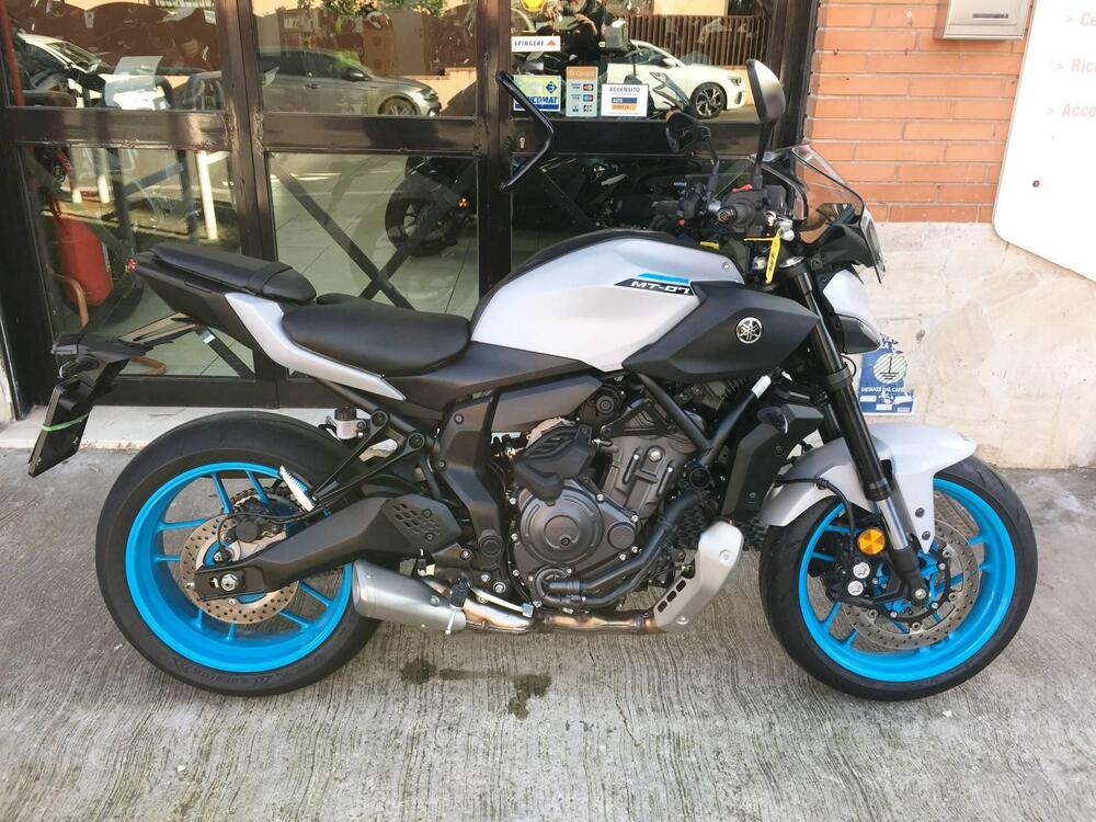 Yamaha MT-07 Y-AMT (2025 - 26)