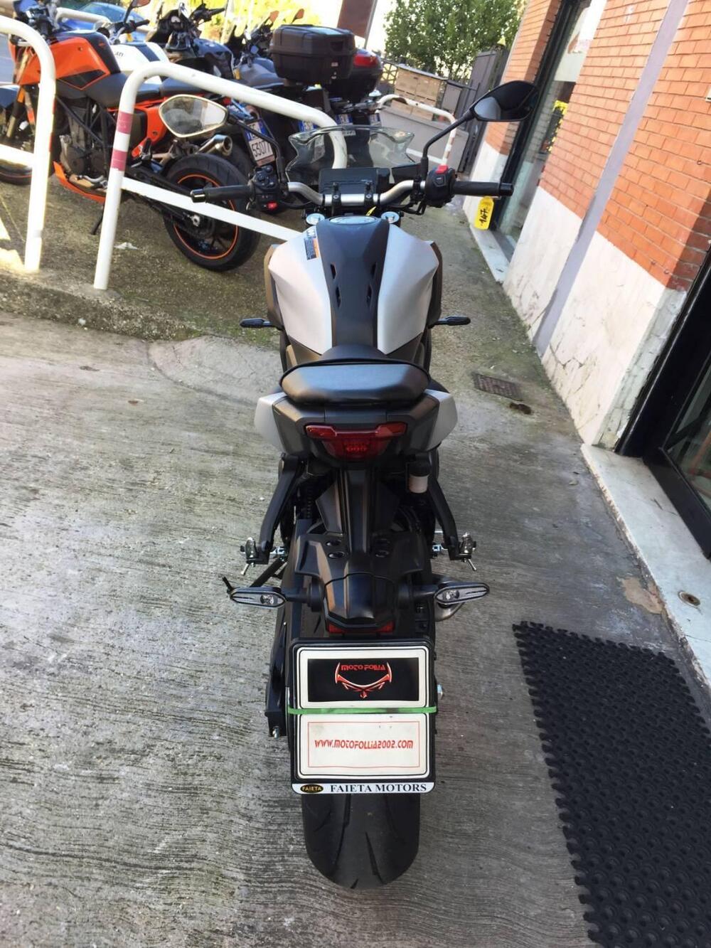 Yamaha MT-07 Y-AMT (2025 - 26) (7)