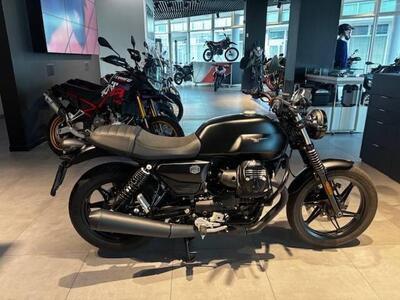 Moto Guzzi V7 Stone (2025 - 26) usata