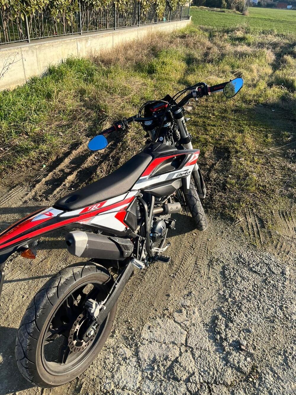 Betamotor RR 125 4T Motard T (2023 - 24) (3)