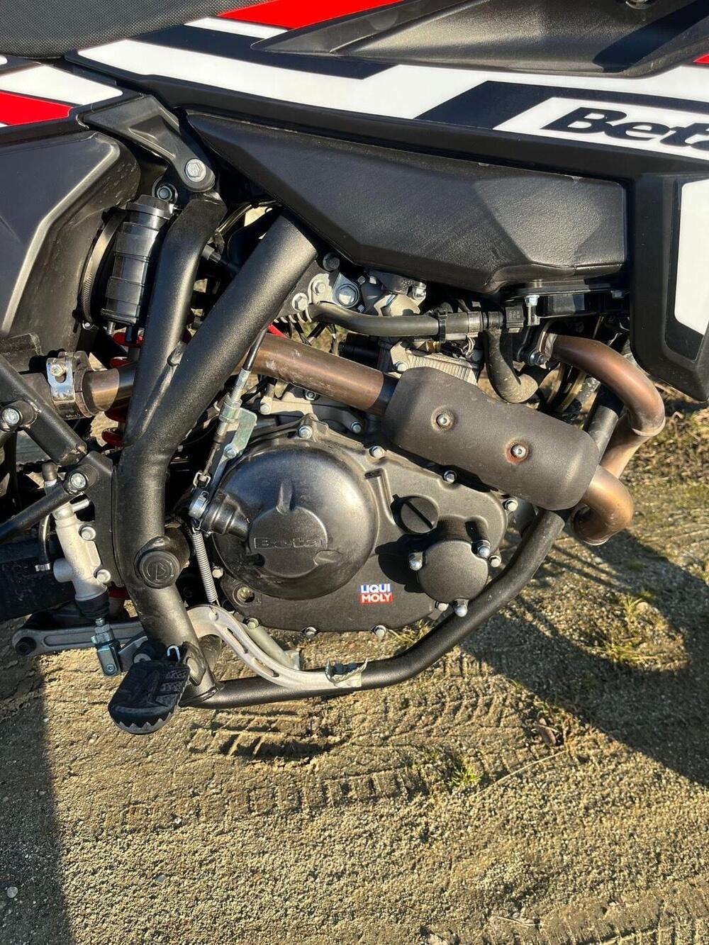 Betamotor RR 125 4T Motard T (2023 - 24) (4)