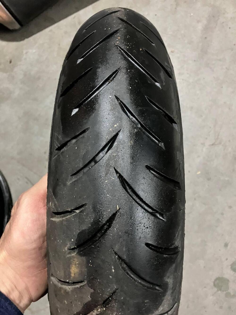 Ruota anteriore Suzuki 650 burgman 2018 (2)