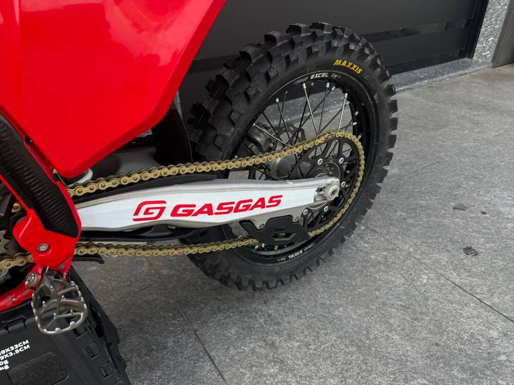 GASGAS MC 250 F (2024) (2)