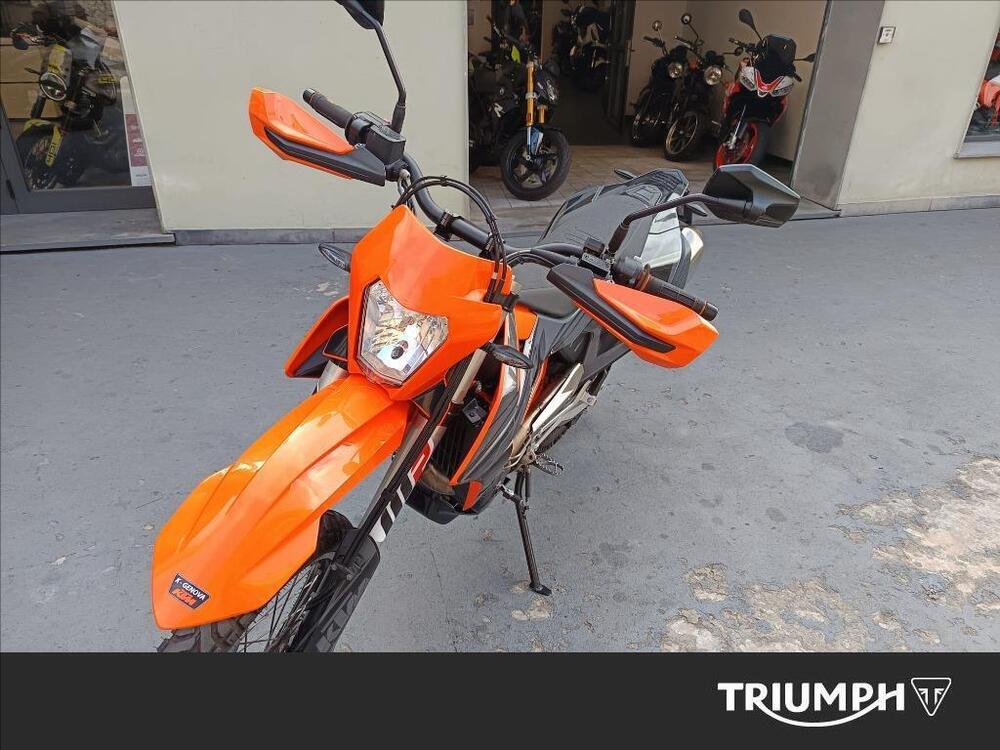 KTM 690 Enduro R (2022 - 25) (4)