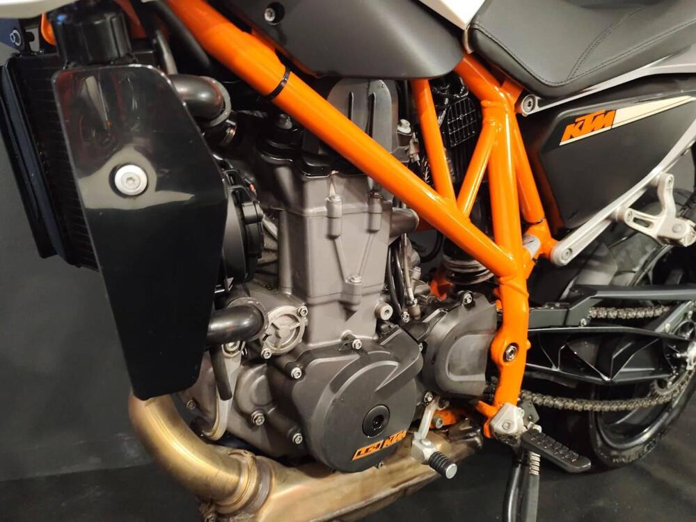 KTM 690 Duke (2012 - 16) (15)