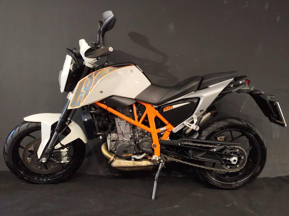 KTM 690 Duke (2012 - 16) (2)