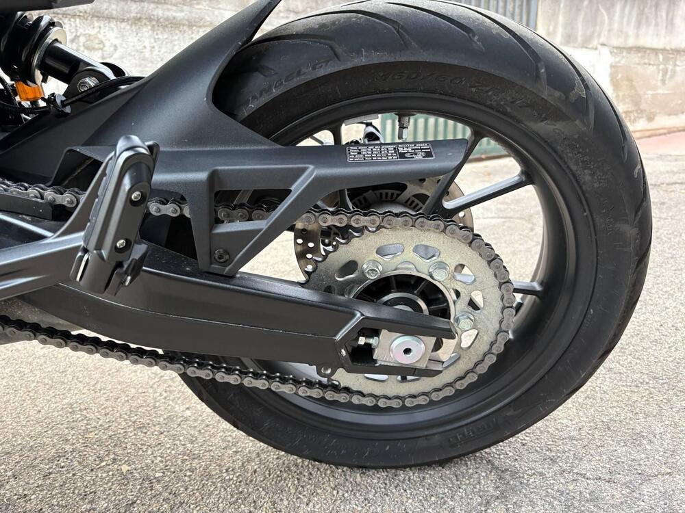 Moto Morini SEIEMMEZZO STR (2022 - 26) (8)