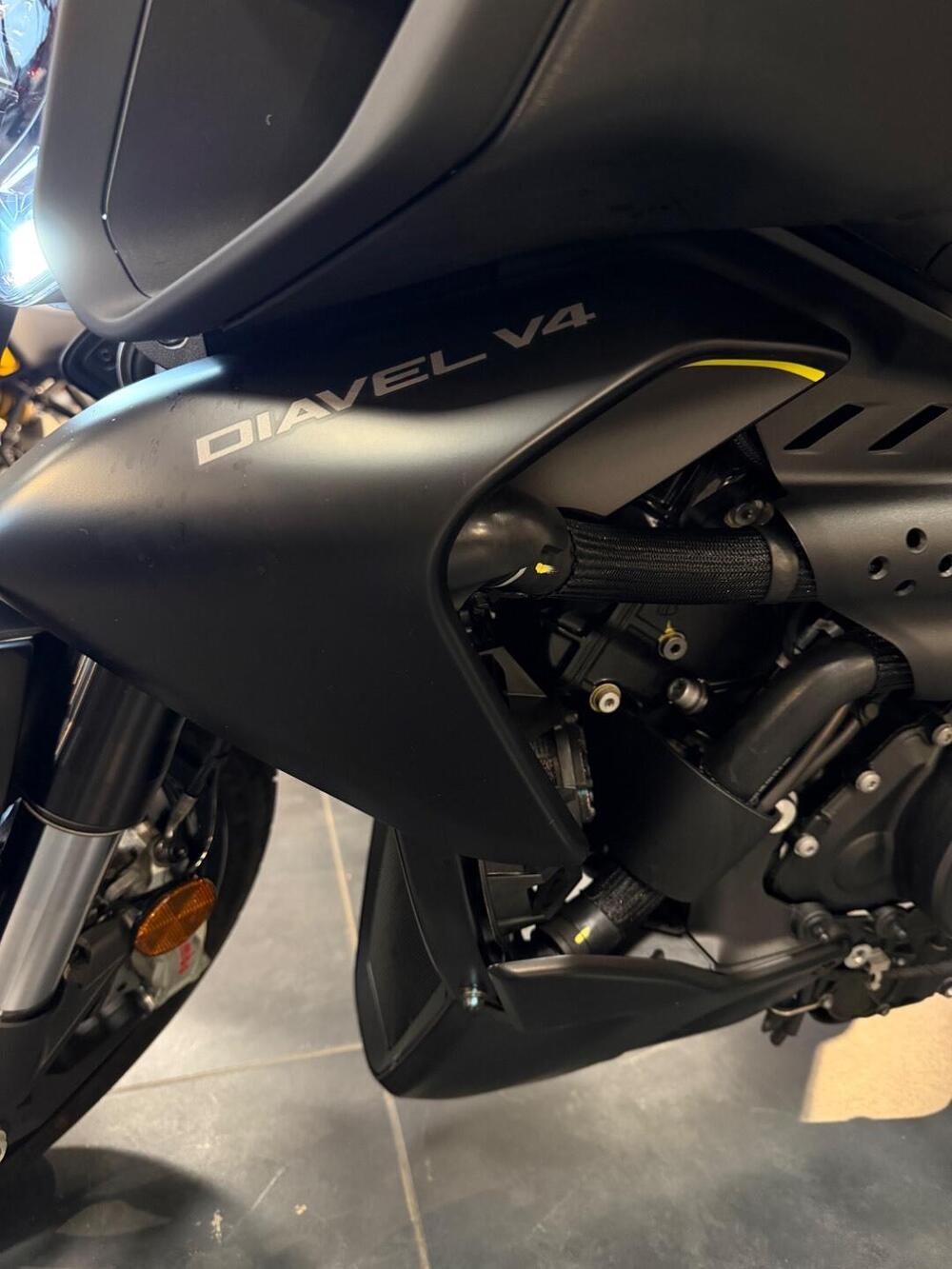 Ducati Diavel V4 (2023 - 26) (16)