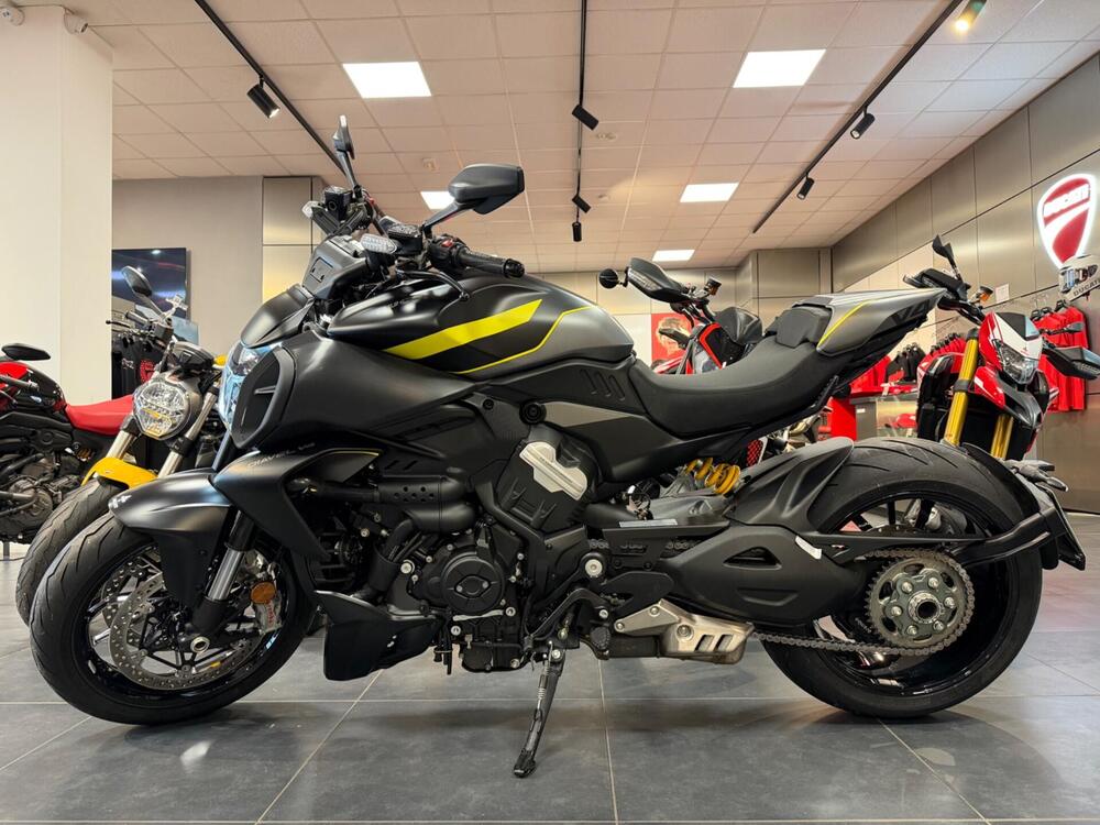 Ducati Diavel V4 (2023 - 26) (2)