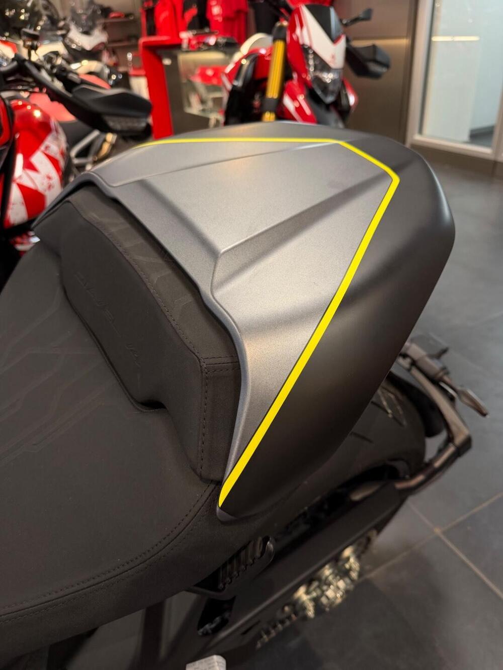 Ducati Diavel V4 (2023 - 26) (19)