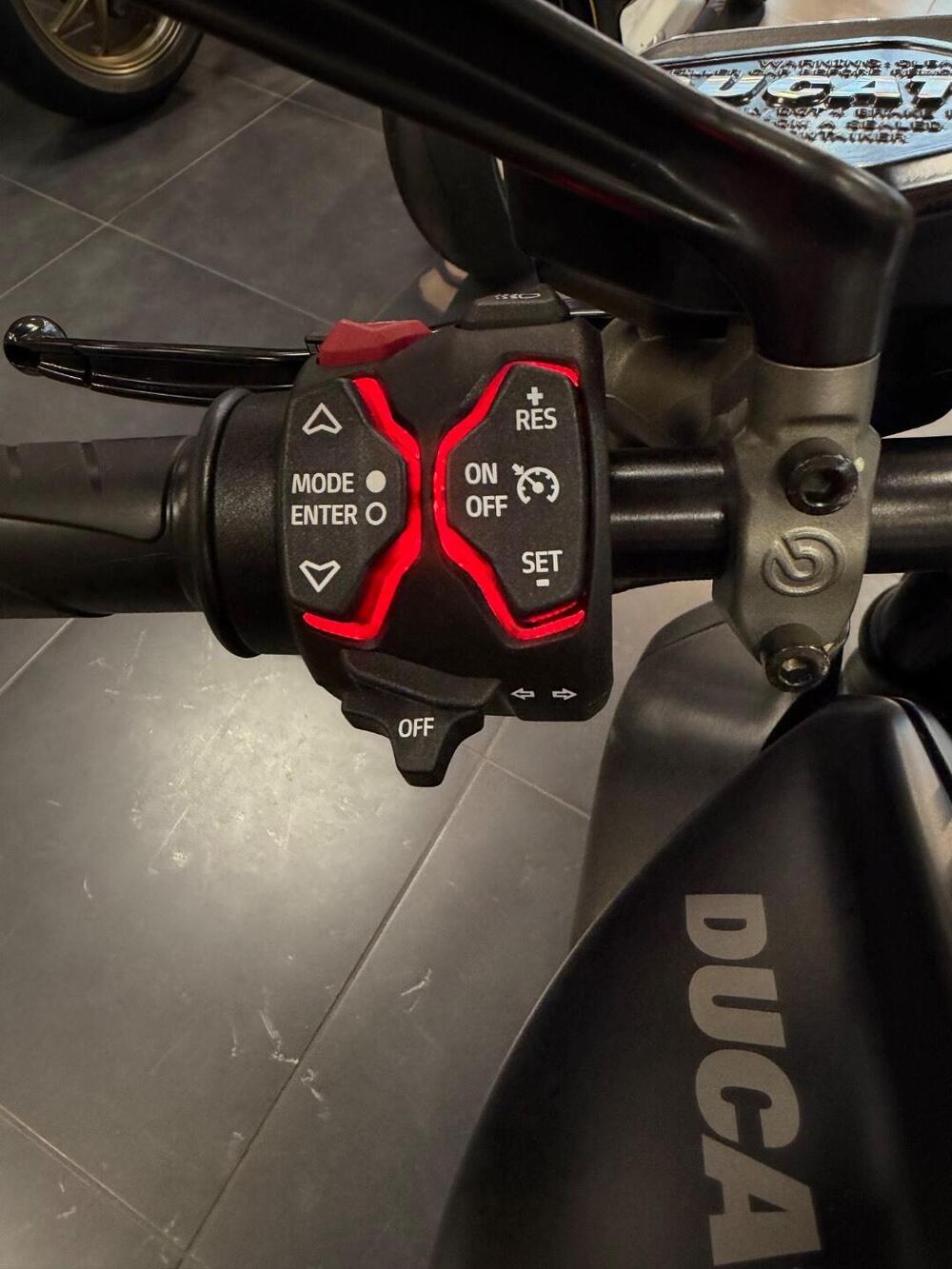 Ducati Diavel V4 (2023 - 26) (20)