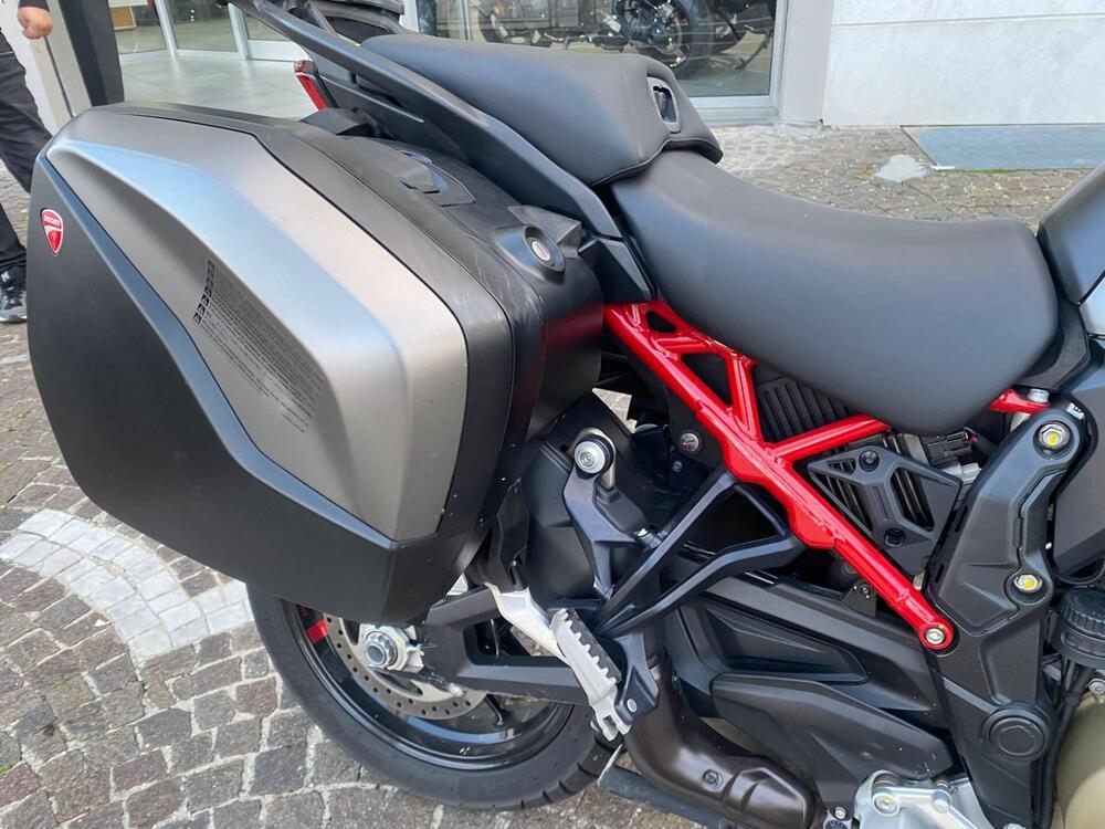 Ducati Multistrada V4 S Grand Tour (2024) (10)