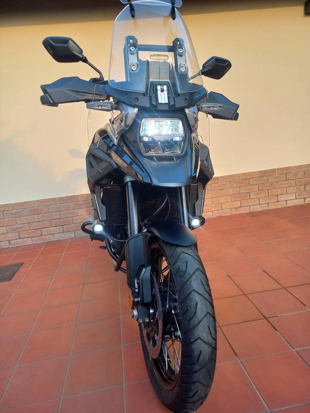Suzuki V-Strom 1050 (2020 - 21) (2)