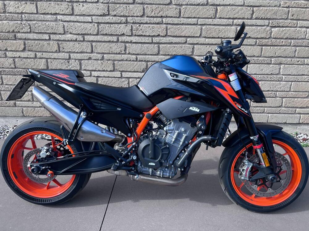 KTM 890 Duke R (2022 - 23) (2)