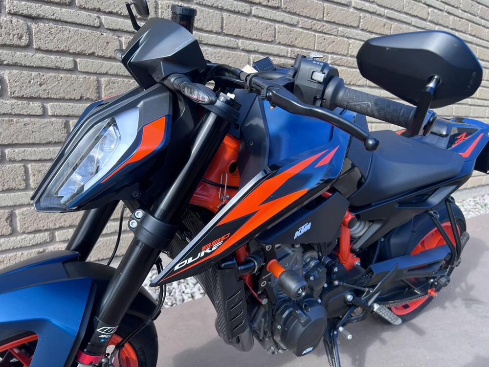 KTM 890 Duke R (2022 - 23) (7)