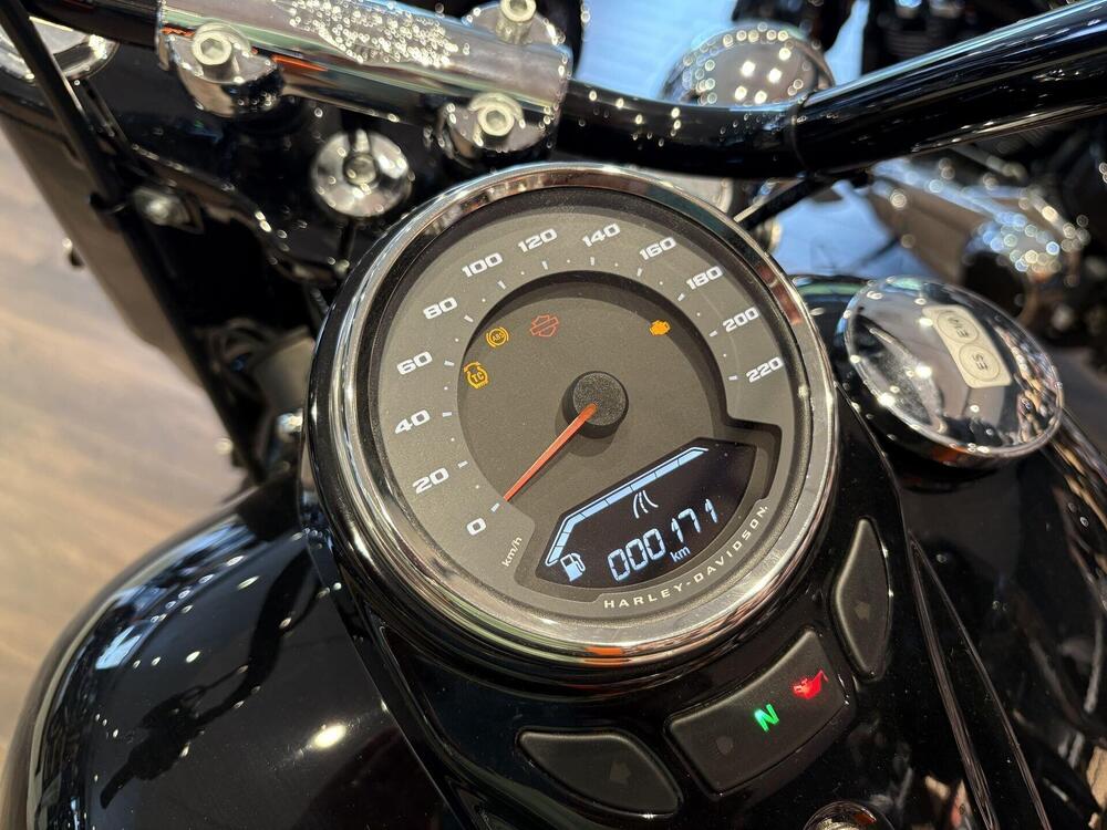 Harley-Davidson Heritage Classic (2025 - 26) (4)