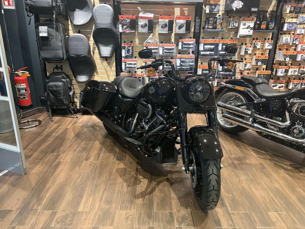 Harley-Davidson Road King Special (2021 - 25) (2)