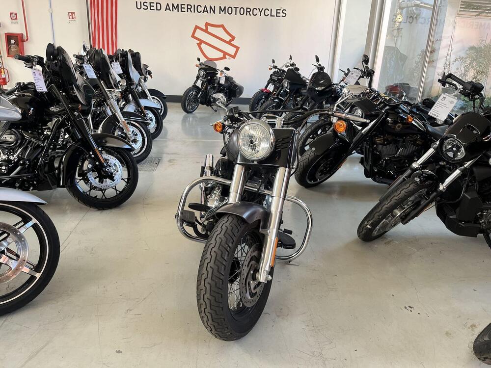 Harley-Davidson 1690 Slim (2011 - 16) - FLS (4)