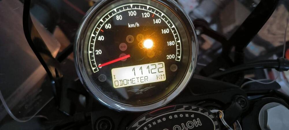 Moto Guzzi V7 III Rough (2018 - 20) (3)