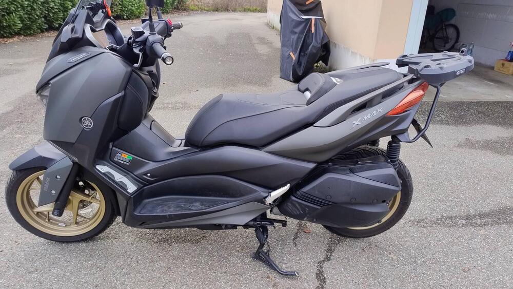 Yamaha X-Max 300 Tech Max (2021 - 24) (2)