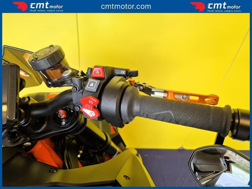 KTM 1290 Super Duke R (2022 - 23) (12)