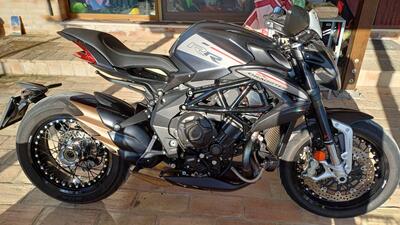 MV Agusta Dragster 800 RR (2021 - 23) usata