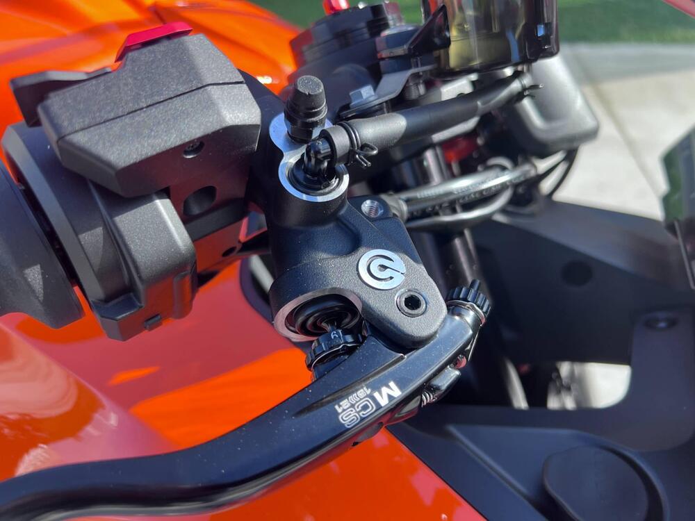 KTM 990 RC R (2026) (3)