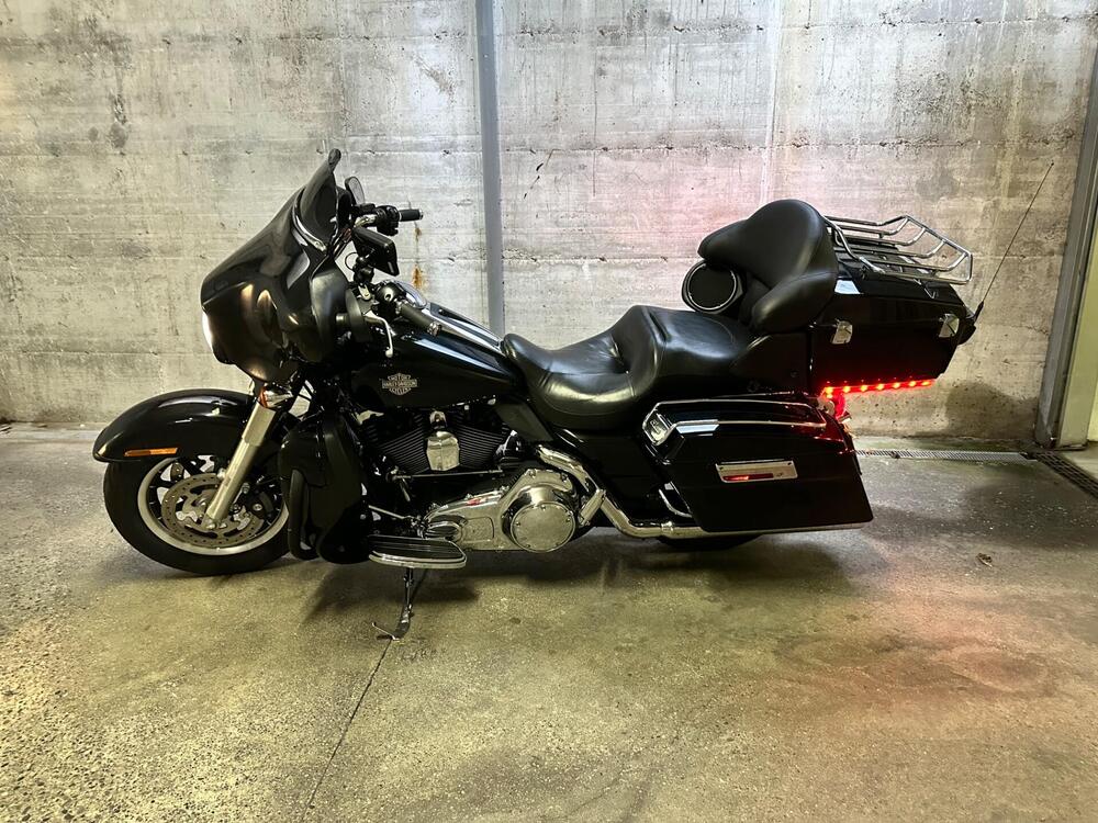 Harley-Davidson 1584 Electra Glide Ultra Classic (2008 - 13) - FLHTCU