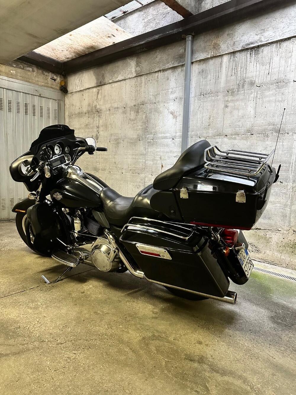 Harley-Davidson 1584 Electra Glide Ultra Classic (2008 - 13) - FLHTCU (4)