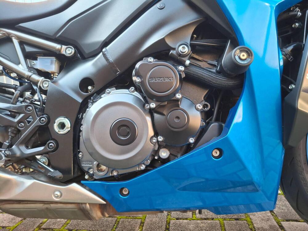 Suzuki GSX-S1000GT (2022 - 24) (10)