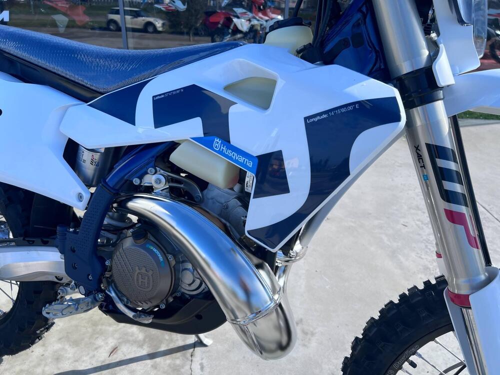 Husqvarna TE 300 (2026) (8)