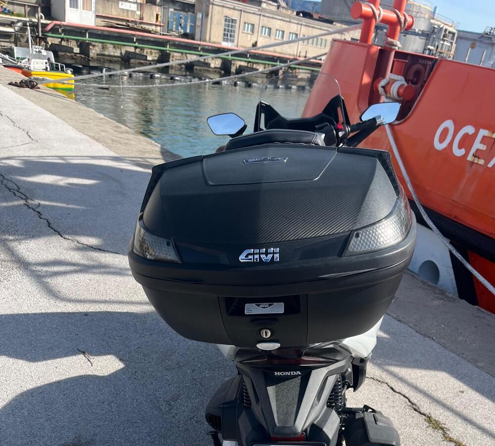 Honda Forza 350 (2022 - 24) (7)